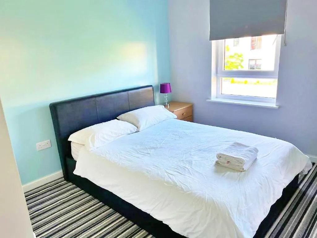 Newbuild - 3 Bedrooms, 2 Baths,5 Mins From Airport EDI
