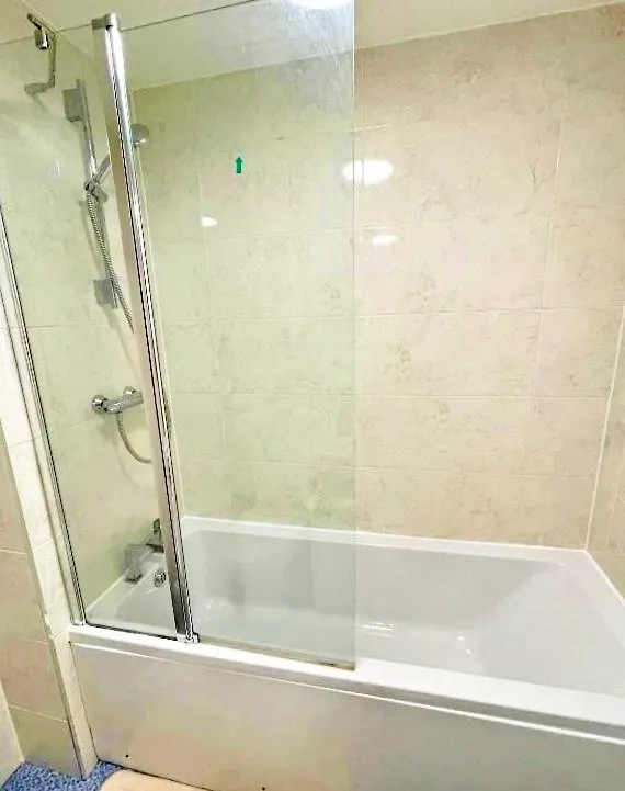 Newbuild - 3 Bedrooms, 2 Baths,5 Mins From Airport Edinburg Semesterbostad